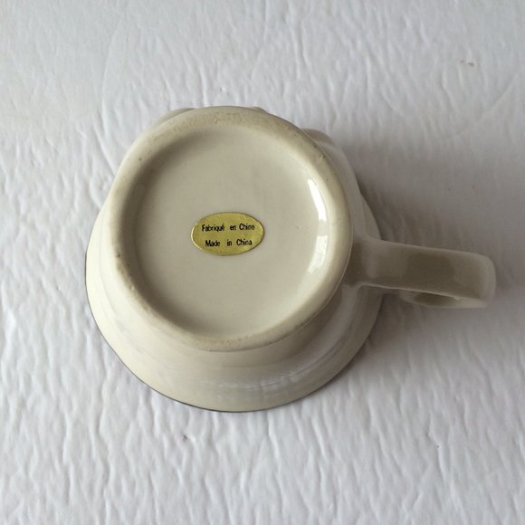 Baileys Irish Cream Coffee Tea Cup Winking Man Face White Blue Green Bow Tie - Picture 7 of 8